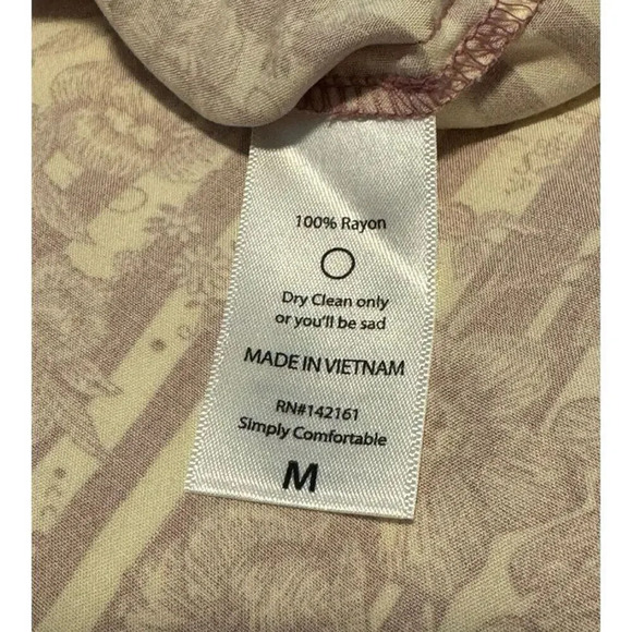 NEW LuLaRoe Amy Medium Pink‎ Floral Lightweight Button Front Dolman Top NWT - Picture 7 of 8